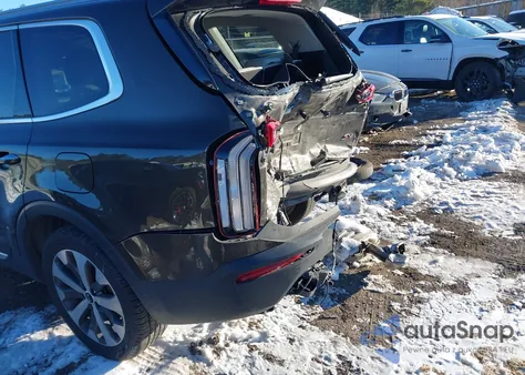 2021 Kia Telluride S z USA, uszkodzony, nr VIN 5XYP6DHC0MG151567